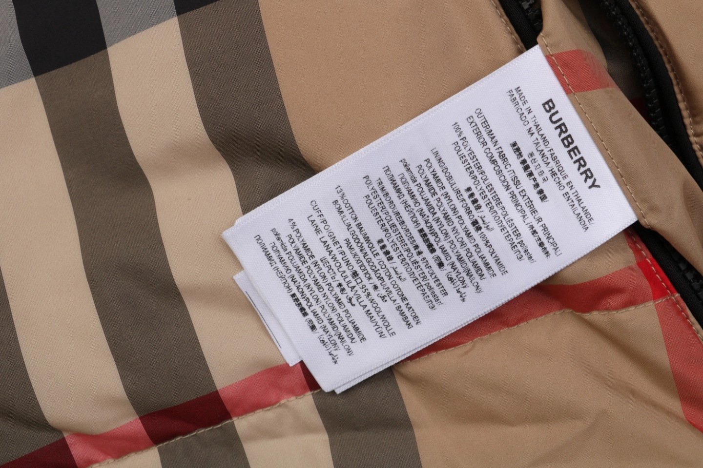 BBry Vintage Check Short Puffer Jacket Wash label