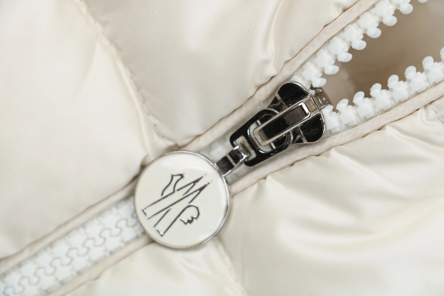 Mxxcler LIgelle Lightweight Down Jacket #5099.jpeg