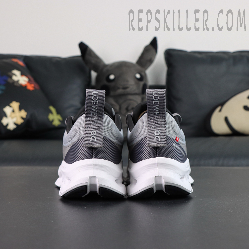 ON x LOEWE Cloudtilt 2 Grey sneakers heel view, showing LOEWE pull tab and OC logo