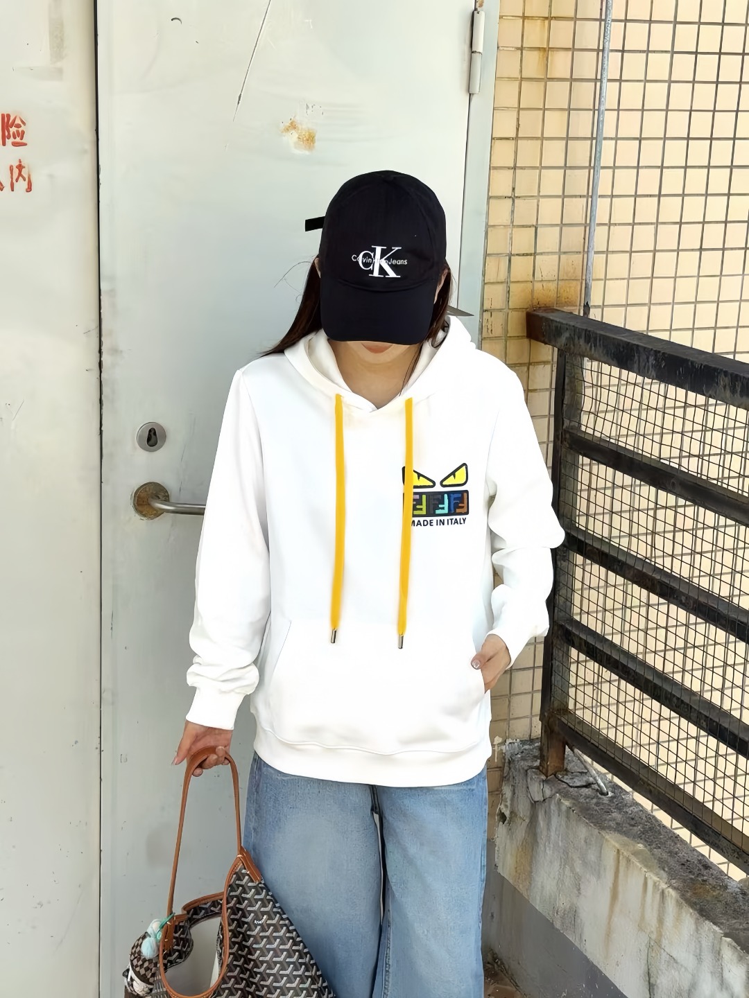 img_30bf4b5b_20251028_o_1j8j9k56u1rd9v451li79od1d5v6b.jpeg