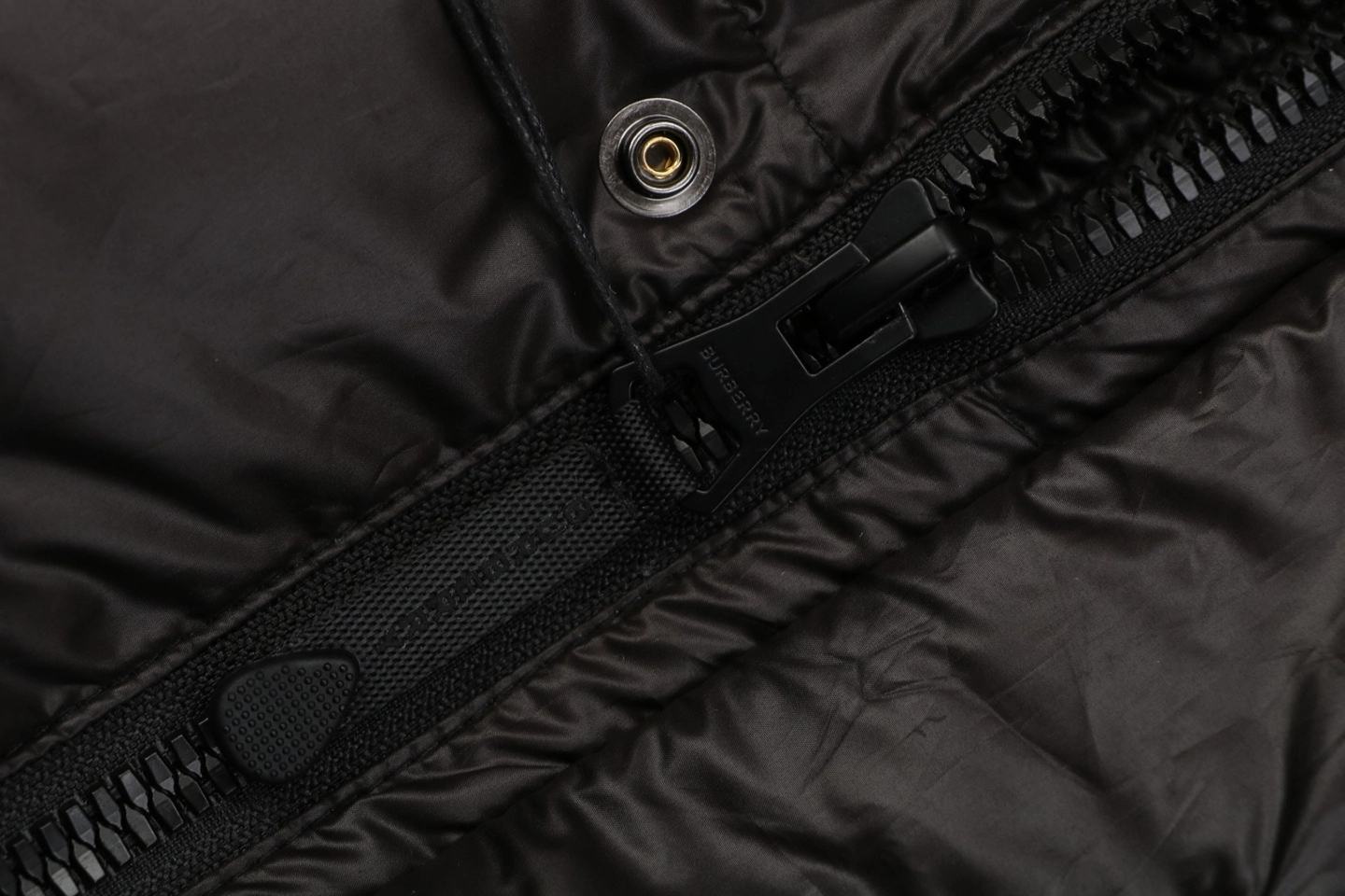 Burberry Matte Hooded Down with Arm Patch Jacket #2505 Black