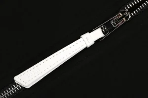 L Logo Tape Stitching Jacket Zipper puller