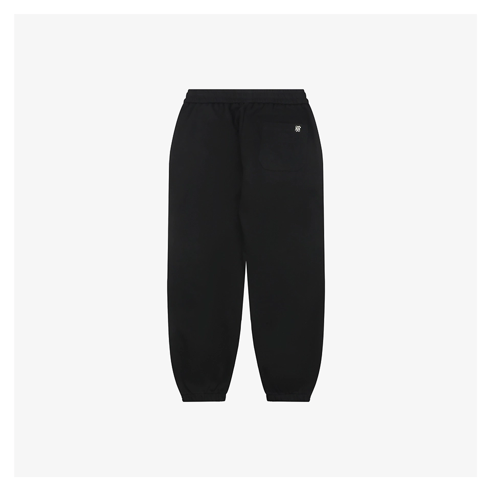 L x ON Logo Sweatpants Black Back view