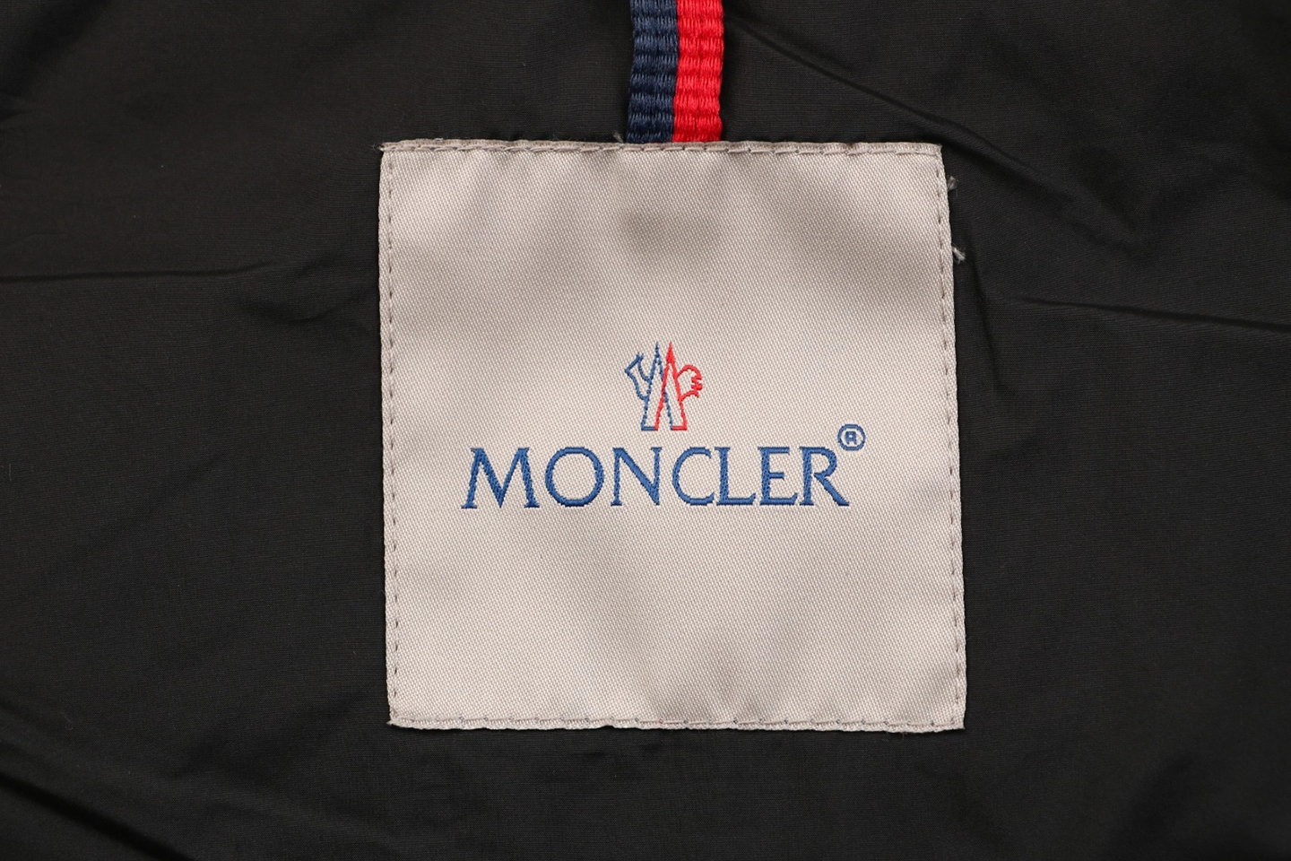 Moncler Ribbed Panel Arm Logo Hooded Down Jacket #MT-188 Black Brand label