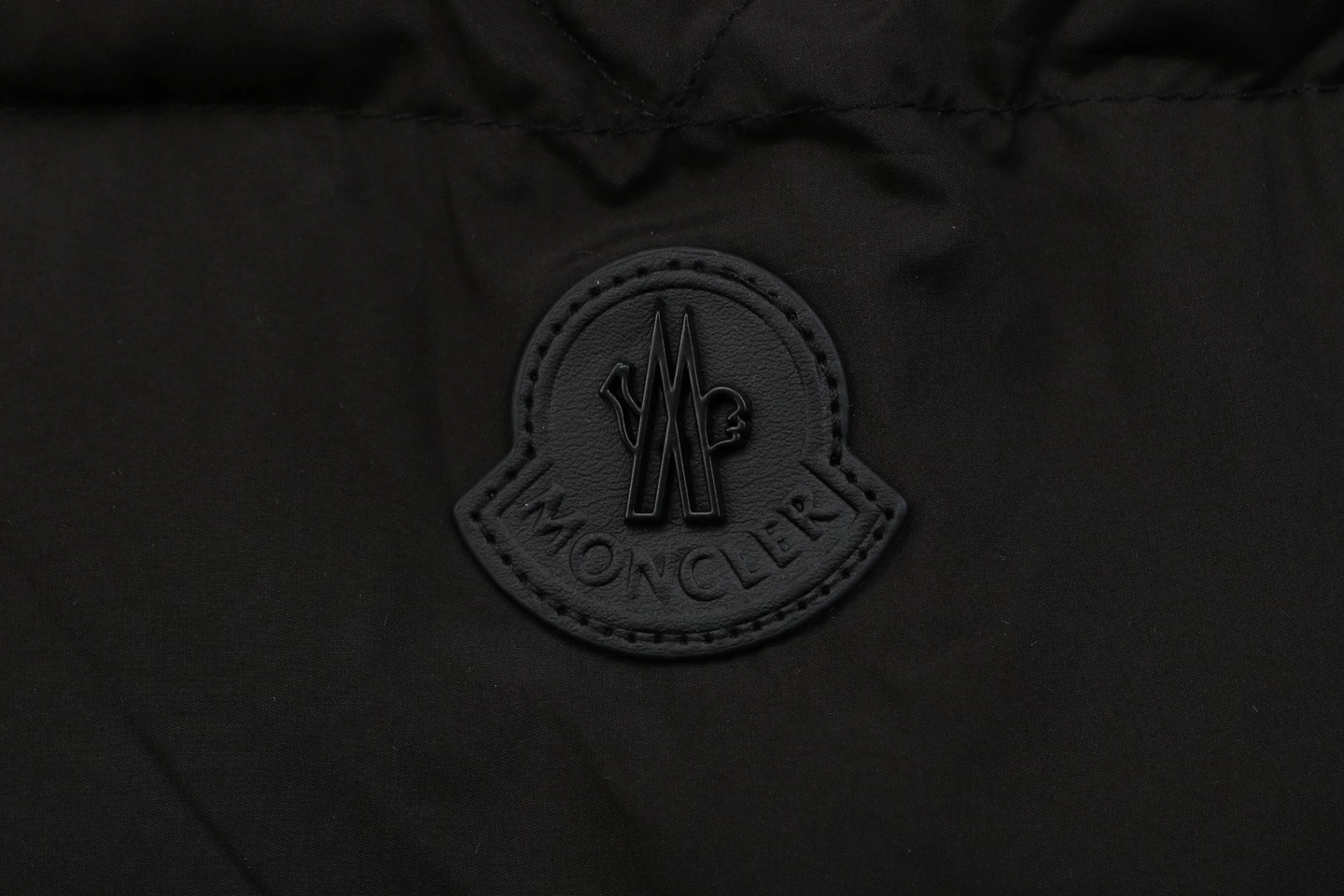 Mxxcler Besbre High-Collar Pocket Down Jacket Black Brand label