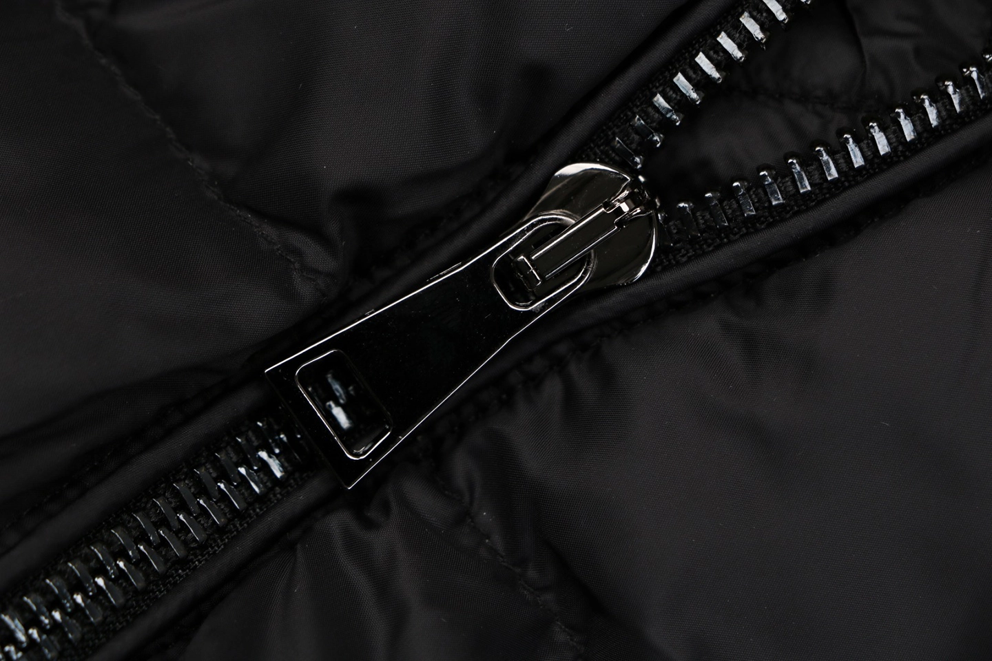 Mxxcler Boedic Belted Fur-Trim Hooded Long Down Jacket Black Zipper puller