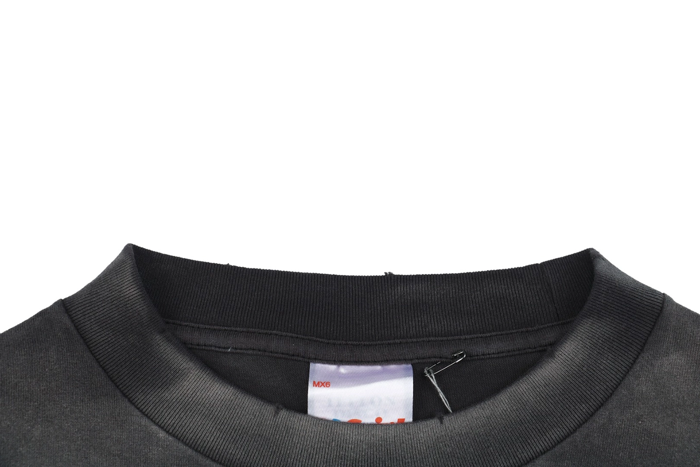 Saint Michael Spider Web Graphic Shirt Collar