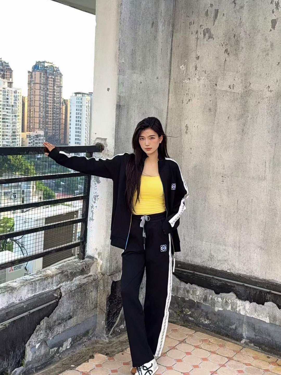 img_30bf4b5b_20251127_o_1jb267si61r0aeguo0u4s4vrjp.jpeg