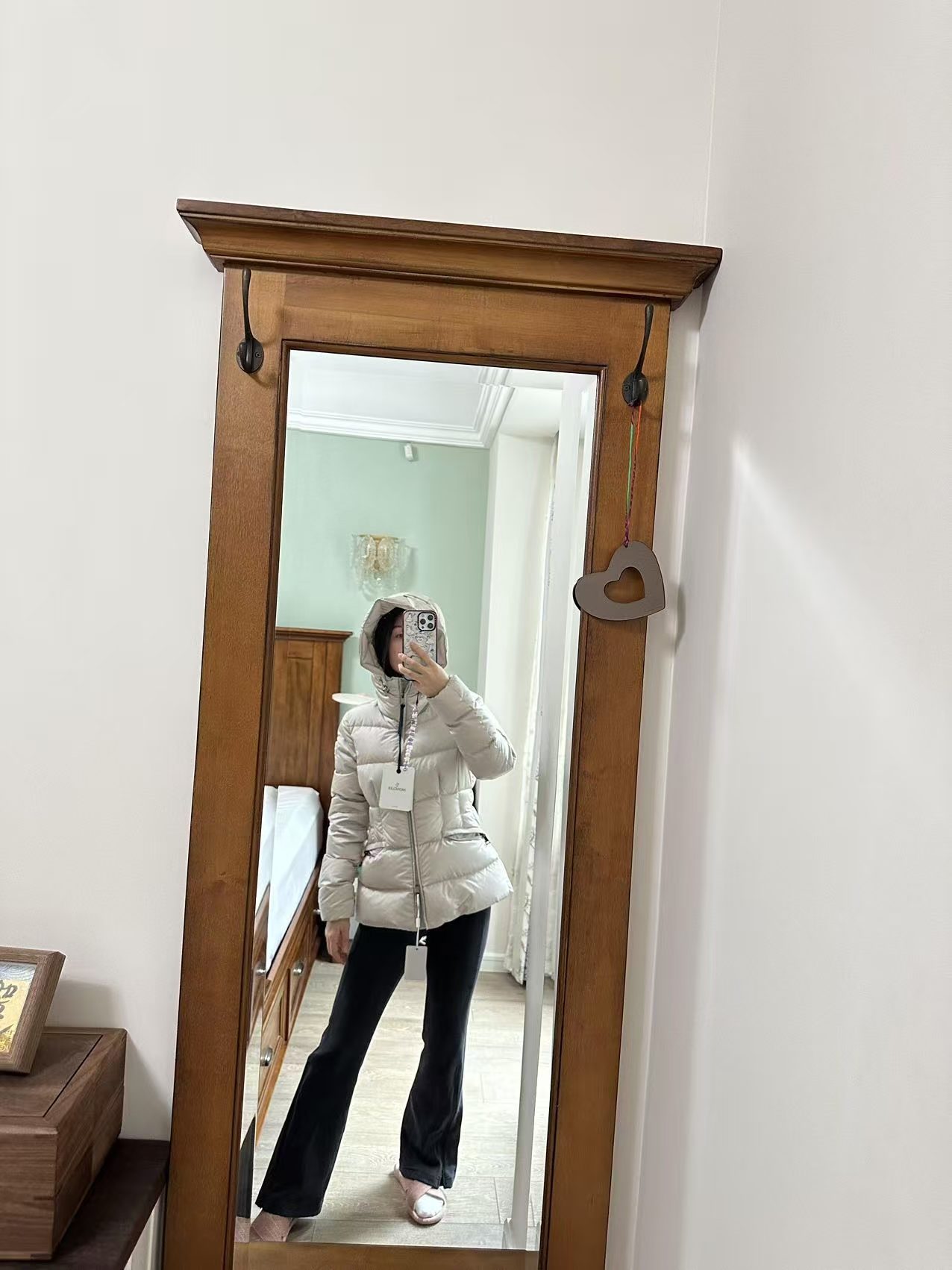 img_30bf4b5b_20251204_o_1jbis7t3i3jvrkihi71bem5381f.jpeg