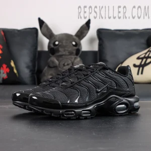 Nike Air Max Plus Triple Black sneakers front angled view