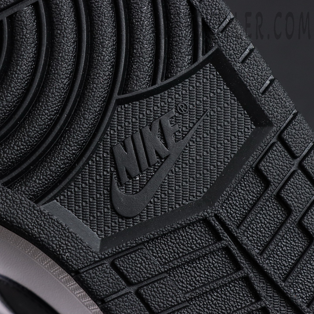 Fragment Design x Union LA x Jordan 1 Retro High OG SP 'White Black'12.jpg