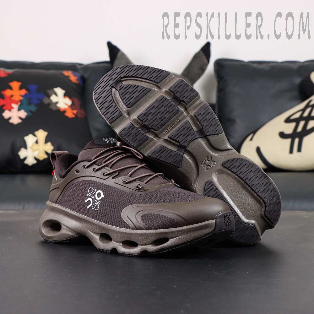 Outsole view of Loewe x ON Cloudsolo Dark Brown Black sneakers showing traction pattern