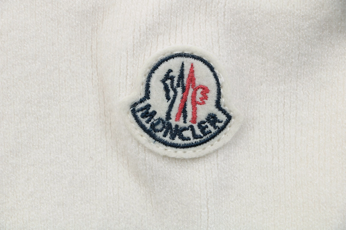 Moncler Quilted Patch Pocket Panelled Down Jacket White Brand label