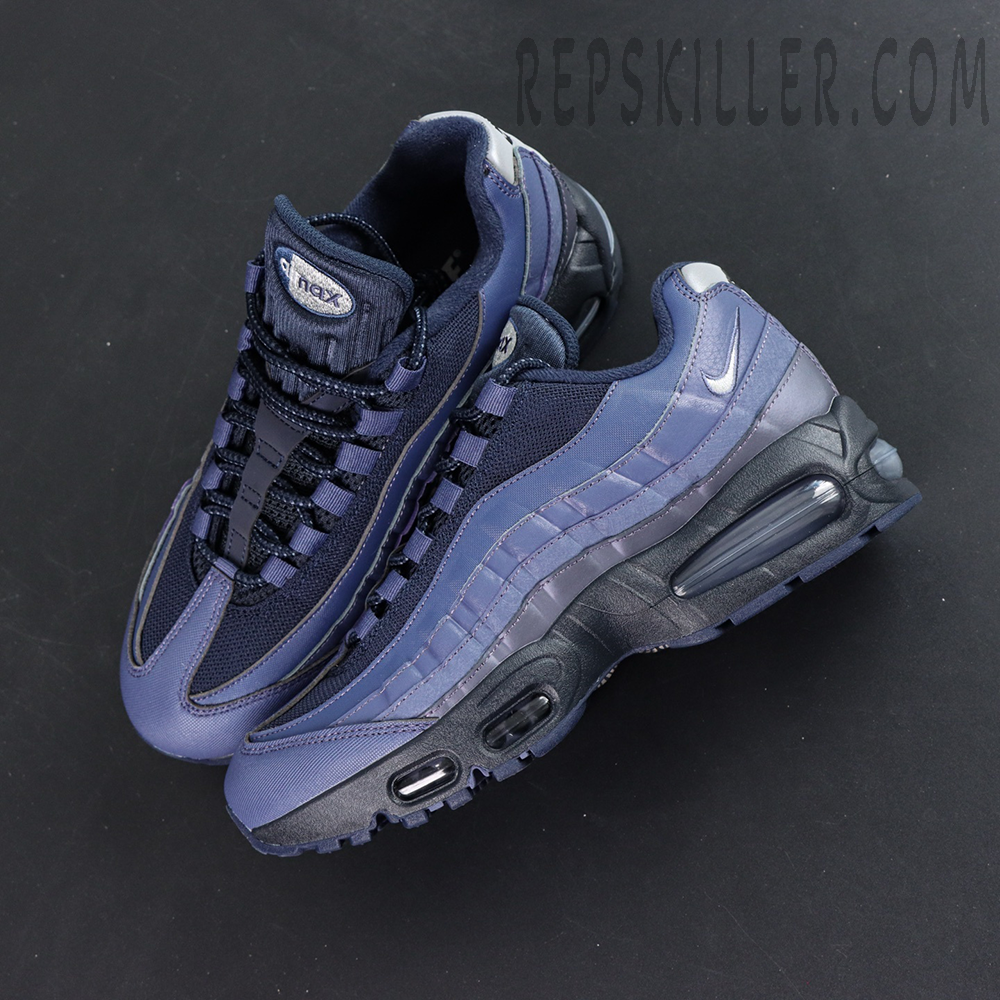 Nike Air Max 95 OG Sanded Purple top-down view