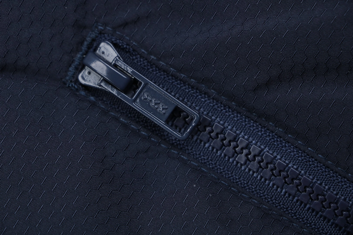 Nike Swoosh Stand Collar Down Jacket Blue Zipper puller