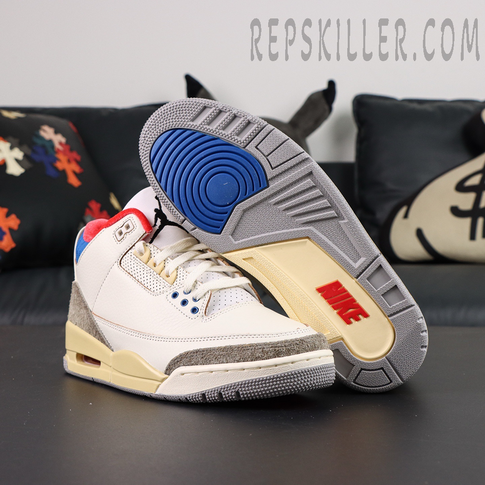 Air Jordan 3 Retro “Seoul 2.0” basketball shoes, outsole-up view with grey rubber outsole and blue traction circle