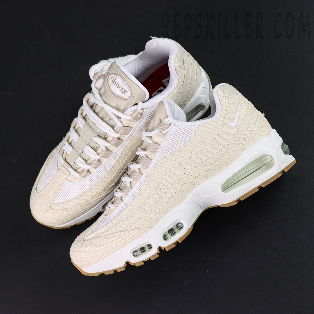 Levi’s x Nike Air Max 95 OG “Light Orewood Brown” denim upper top view showing layered construction and visible Air units