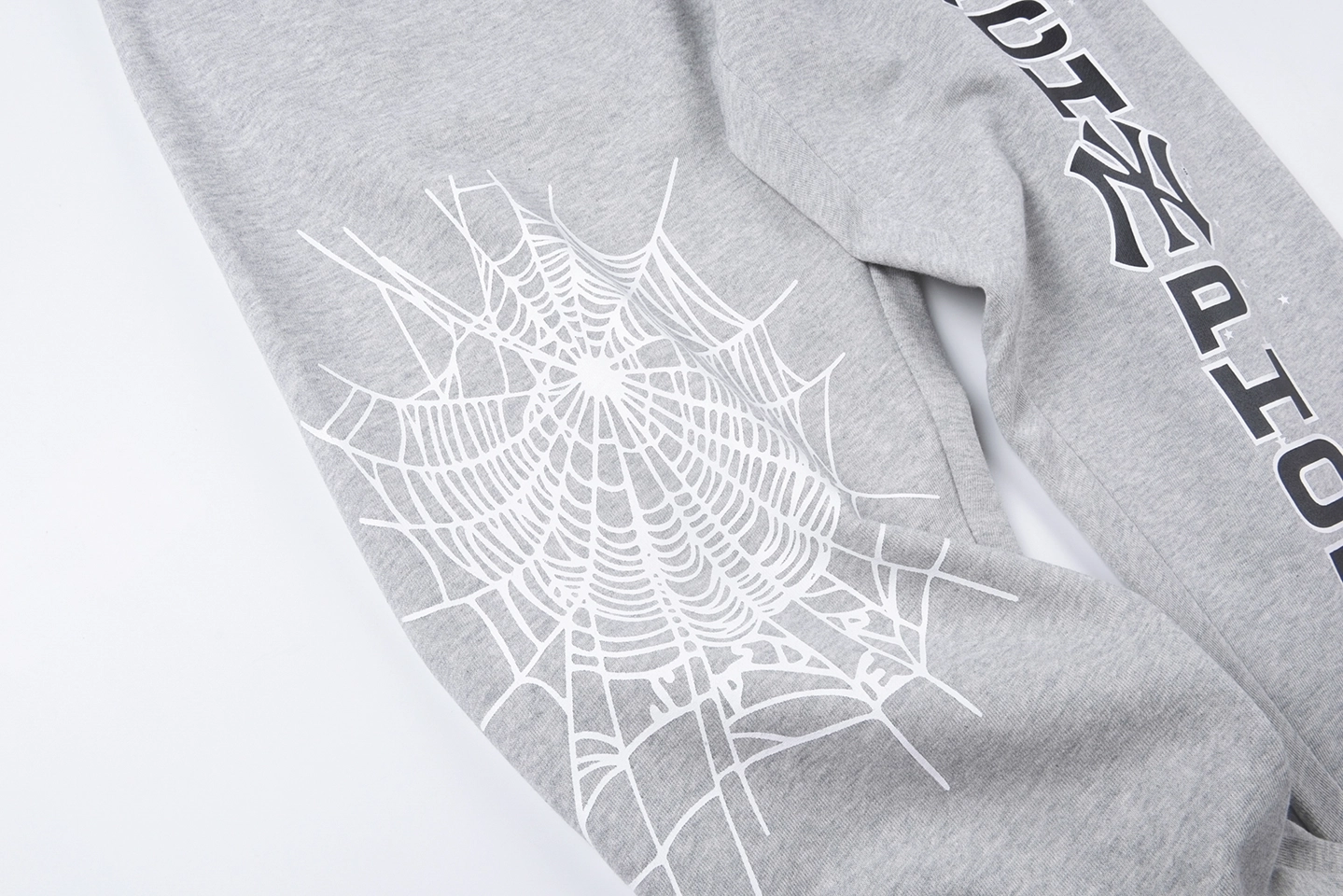 Sp5der Ashweb Grey Arachnophobia Graphic Sweatpants3