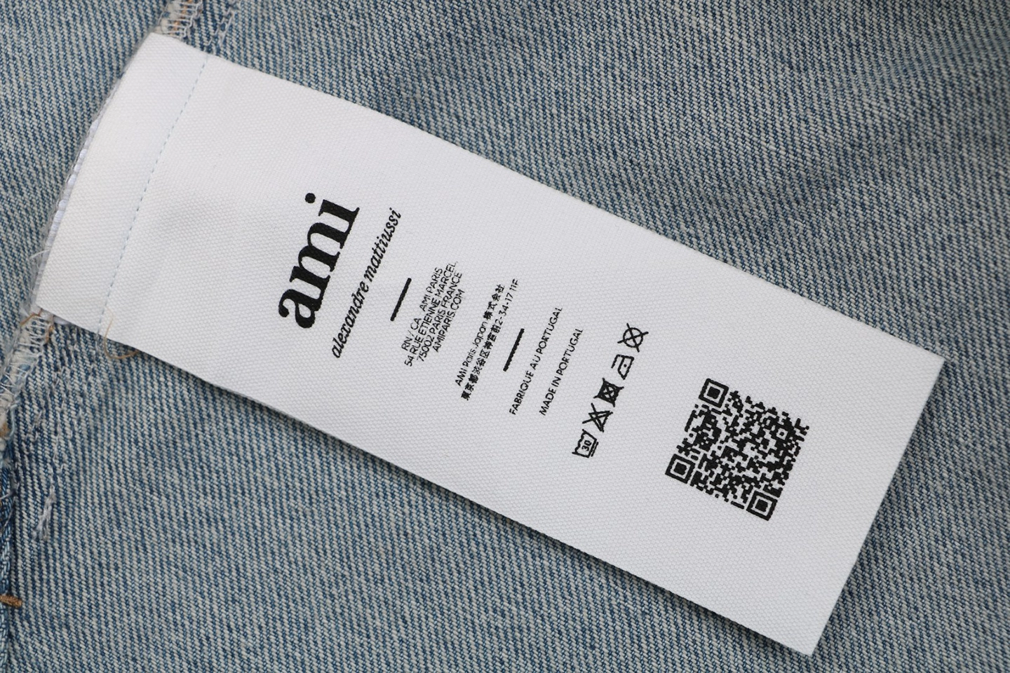 AMI Paris Heart Logo Embroidered Denim Shirt Wash label