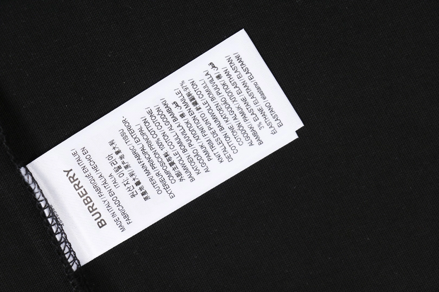 Burberry Equestrian Knight Embroidery T-Shirt Wash label
