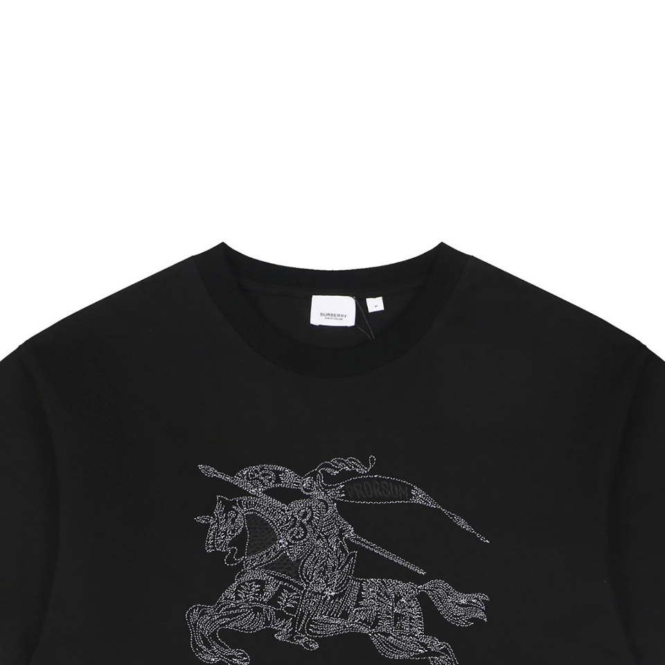Burberry Equestrian Knight Embroidery T-Shirt