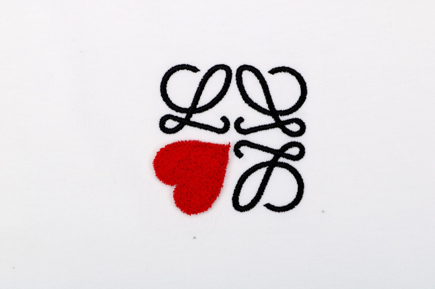 Loewe Heart Detail Anagram Logo Embroidered Cotton T-Shirt White Brand