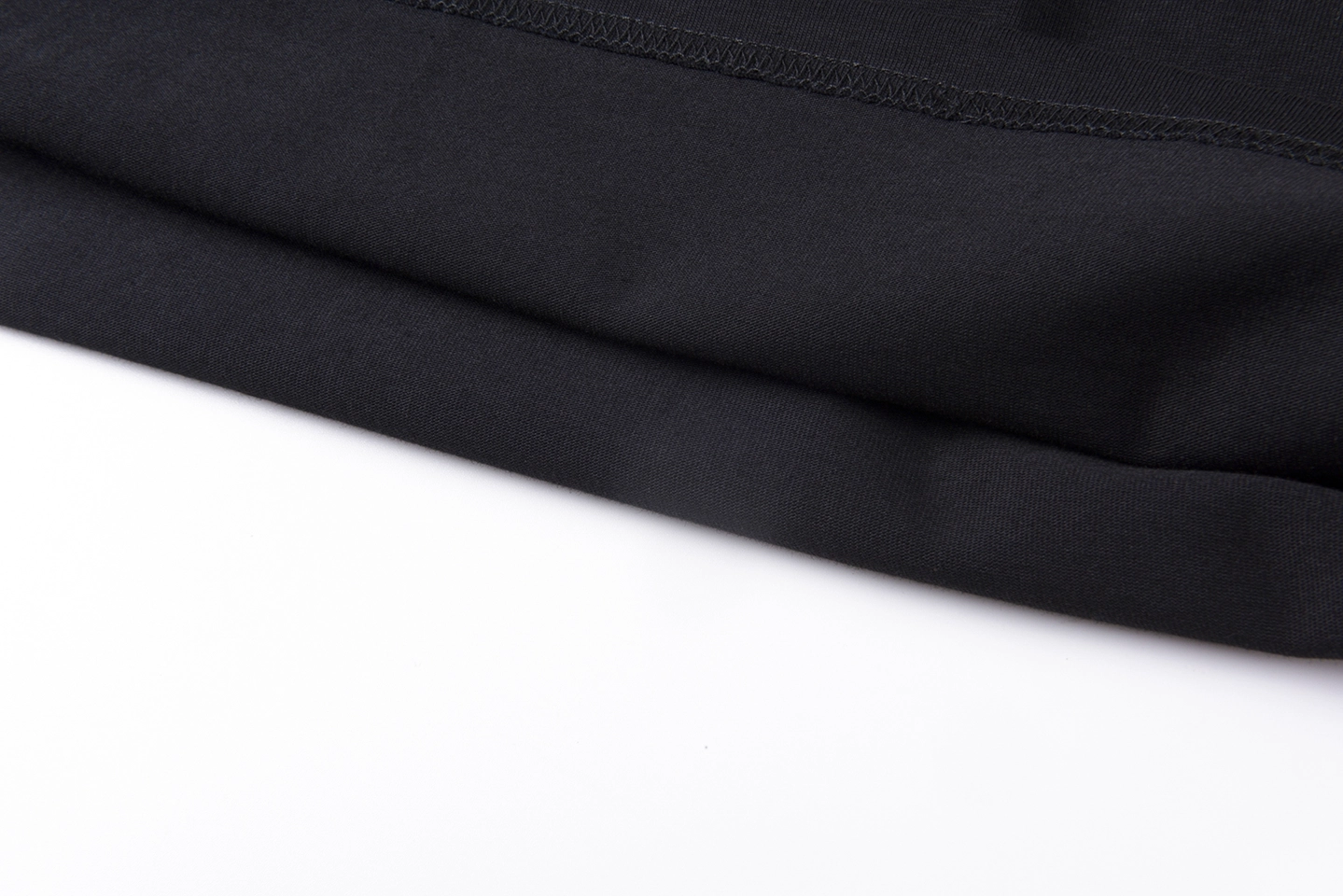 Sp5der Black SP5 555 Spray Graphic T-Shirt2