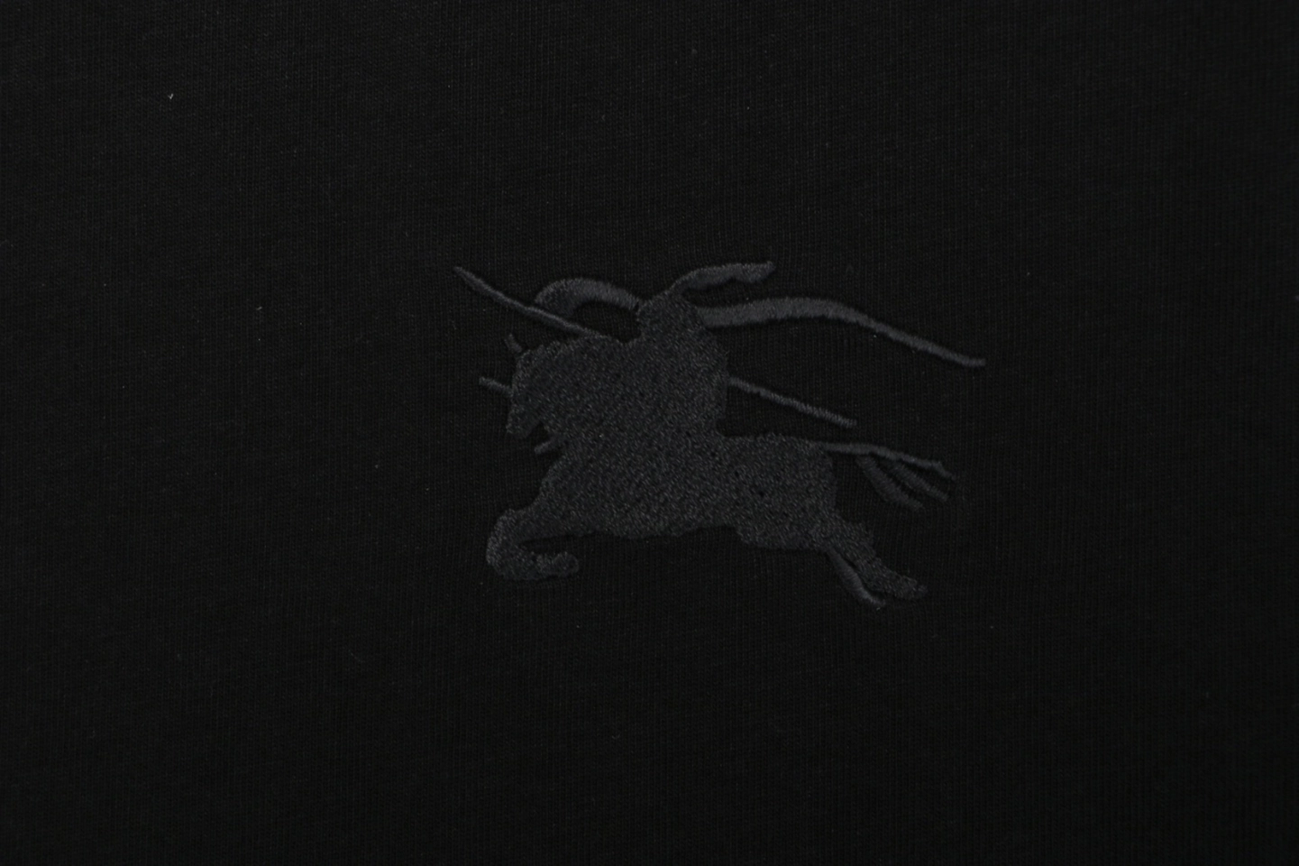 Burberry Check Panel Equestrian Knight Embroidered T-Shirt Black Brand