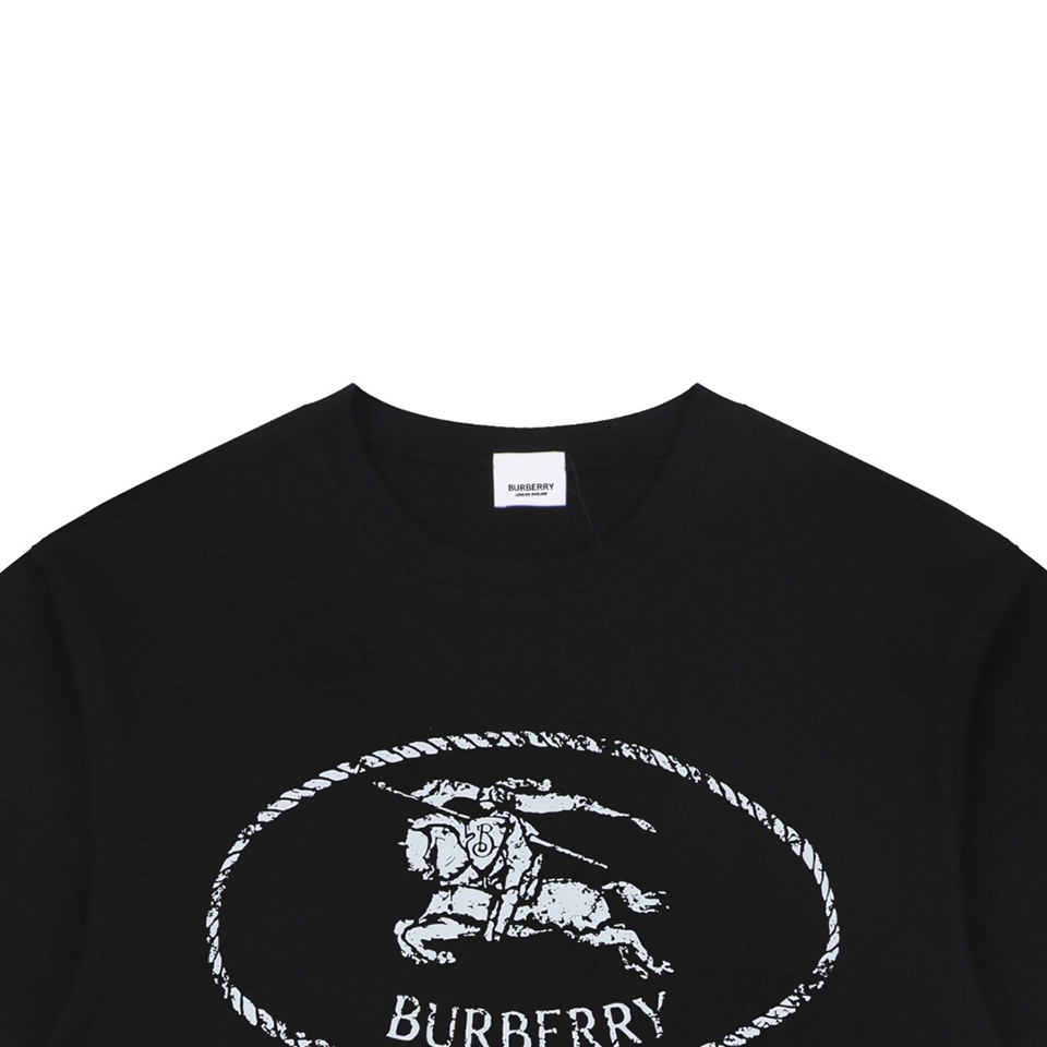 Burberry Equestrian Knight Logo T-Shirt18.jpeg