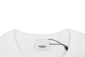 Burberry Equestrian Knight Logo T-Shirt White Collar