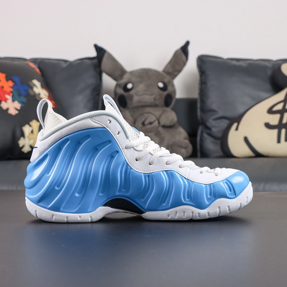 Nike Air Foamposite Pro medial side view with sculpted Foamposite upper