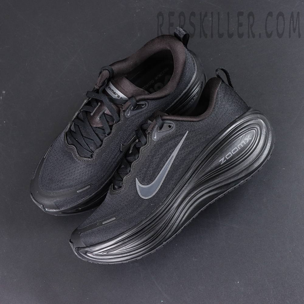 Nike Vomero Plus top view highlighting upper construction and lacing system