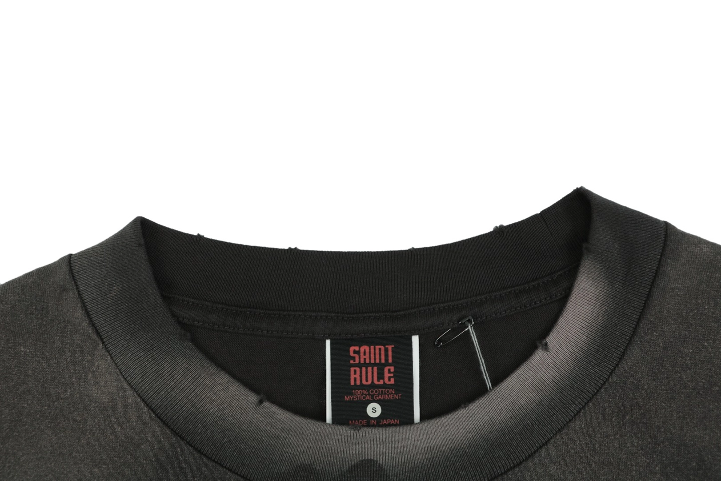 Saint Michael Mechanical Dinosaur Graphic T-Shirt Collar