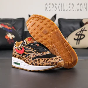 Atmos x Nike Air Max 1 DLX “Animal Pack” 2018 outsole display featuring gum rubber traction pattern and classic Air Max sole design