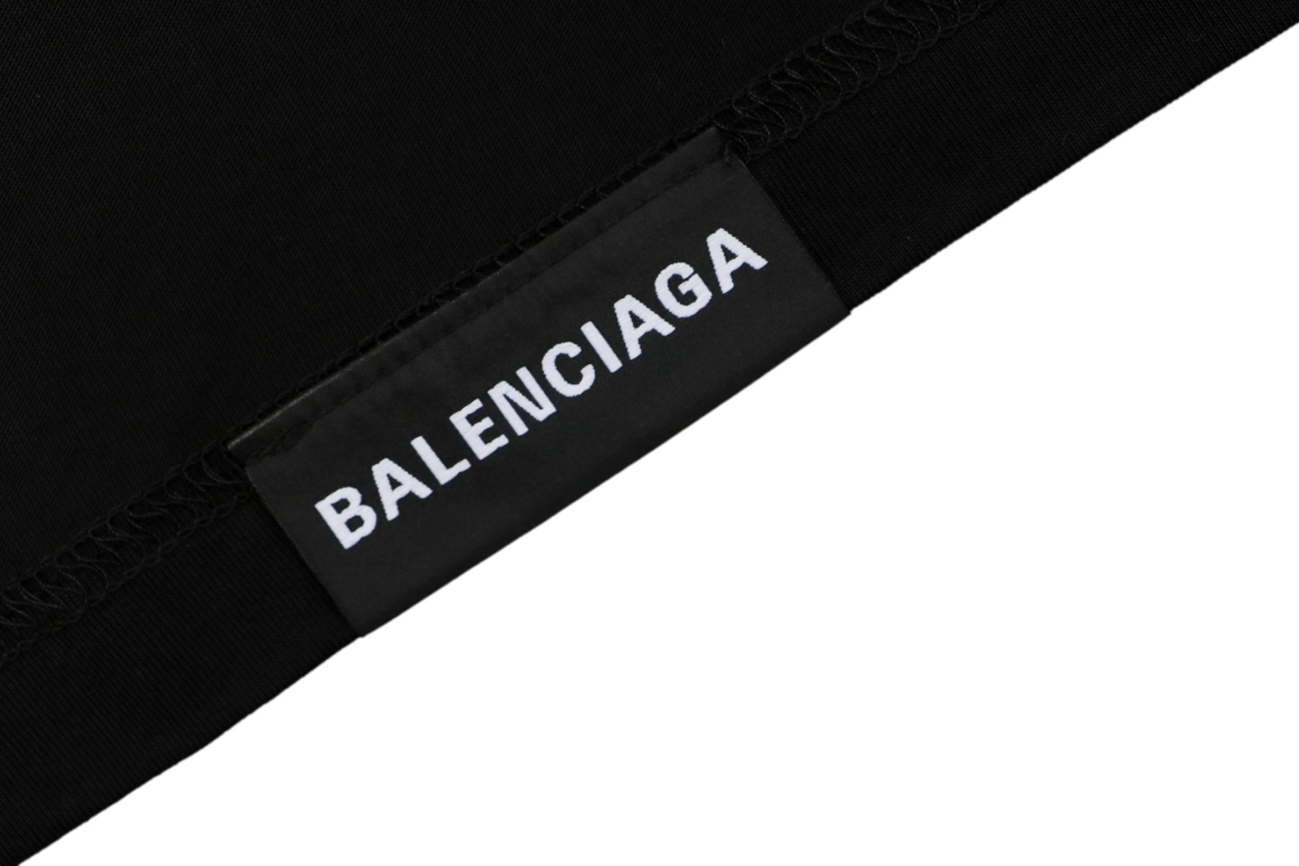 Balenciaga Hem Label Oversized T-Shirt9.jpeg