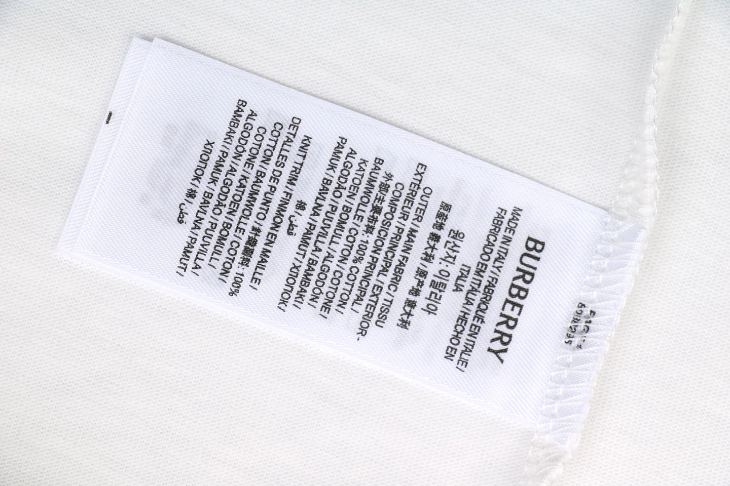 Burberry Equestrian Knight Graphic T-Shirt White Wash label