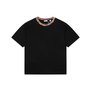 Burberry Vintage Check Rib Collar T-Shirt Black Front view