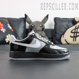 Profile view highlighting classic low-top silhouette