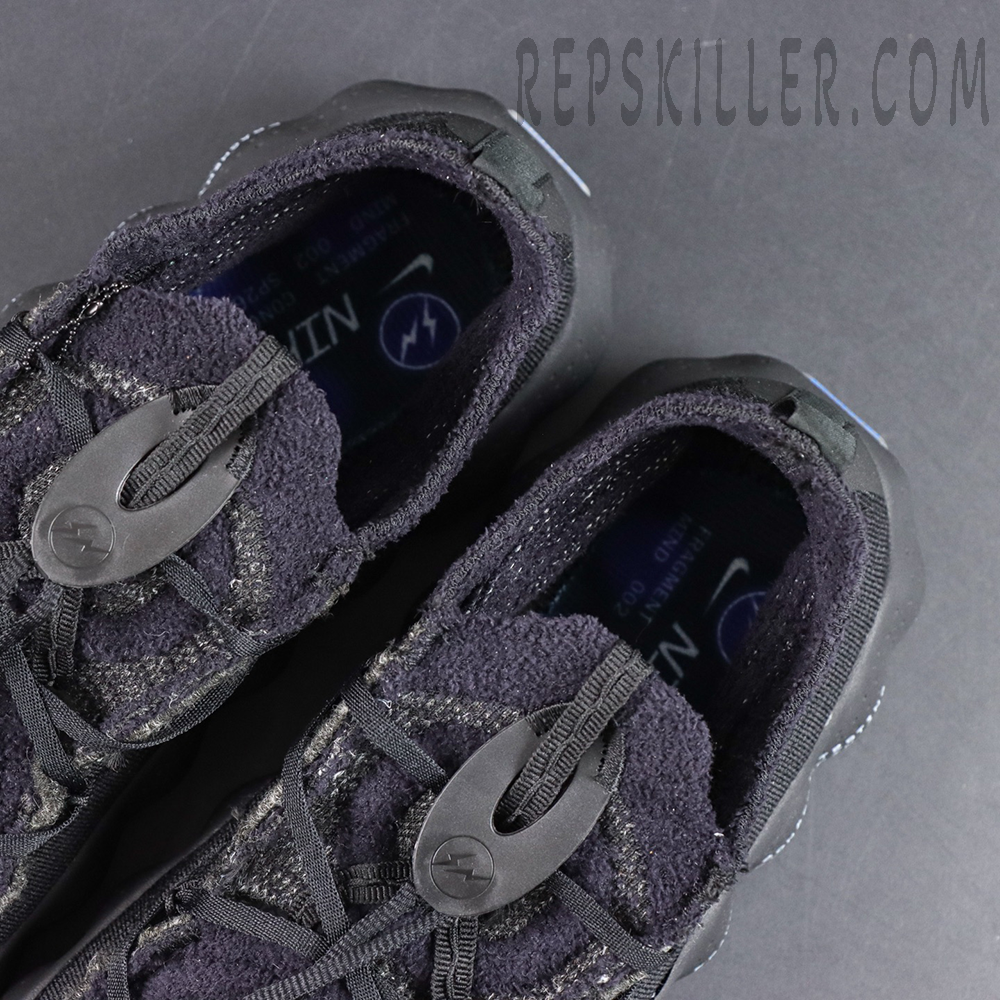 Fragment Design x Nike Mind 002 Flyknit “Black” collar and insole detail featuring Fragment lightning logo