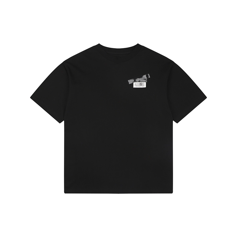 Maison Margiela Label Sticker Print T-Shirt Front view