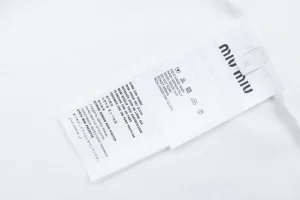 Miu Miu Double-Line Logo Print T-Shirt18.jpg
