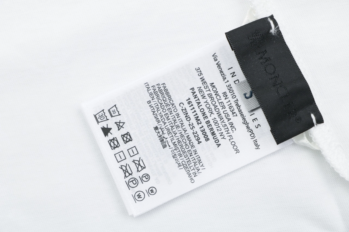 Moncler 1952 Signature “M” Logo Oversized T-Shirt18.jpg