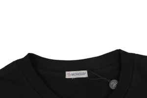 Moncler Mini Logo Embroidered T-Shirt Black Collar