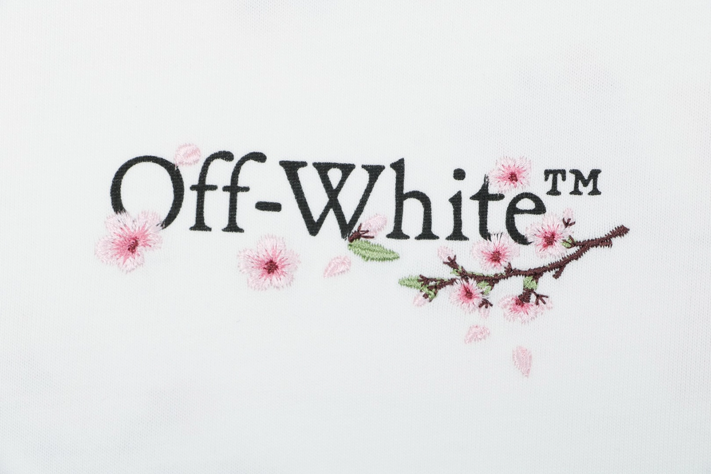 OFF-WHITE Cherry Blossom Arrow Print T-Shirt Front Brand