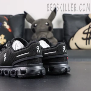 ON Cloud 6 'Triple Black'7