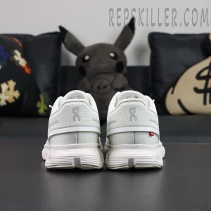 ON Cloud 6 'Triple White'2.jpg