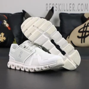 ON Cloud 6 'Triple White'3.jpg