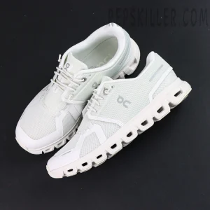 ON Cloud 6 'Triple White'9.jpg
