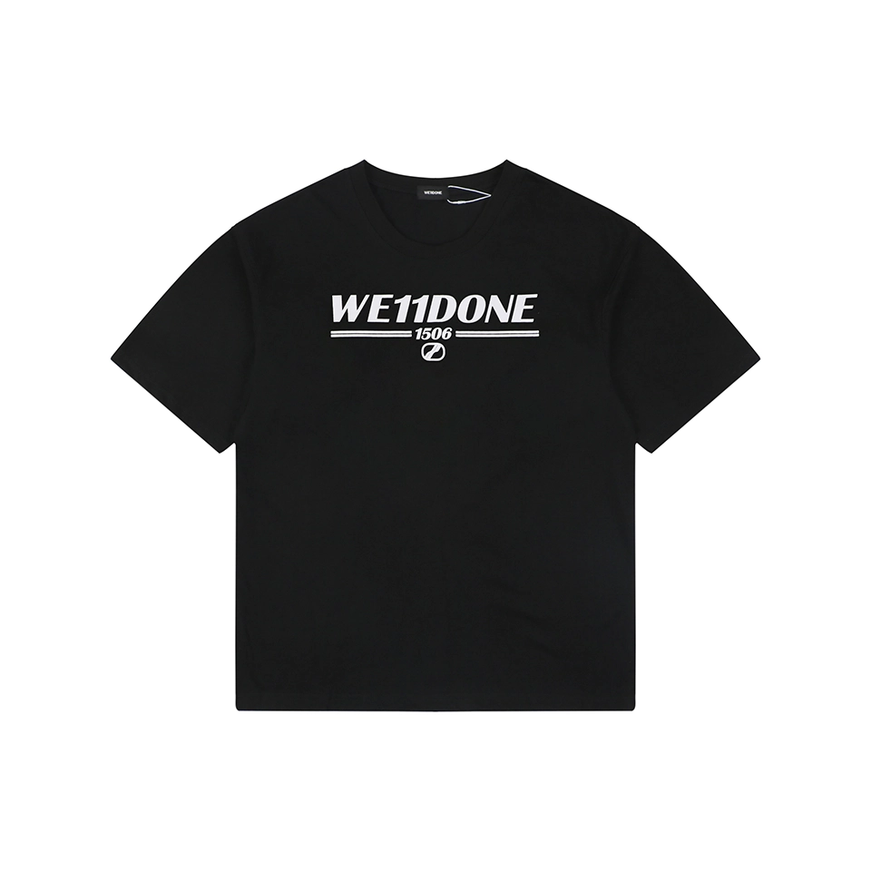 We11done 1506 Logo Print T-Shirt Black Front view
