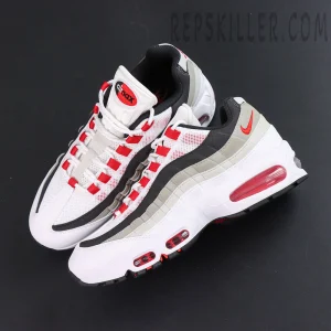 Nike Air Max 95 OG “Comet Red” top view showcasing layered panel construction, red accents, and signature Air Max cushioning